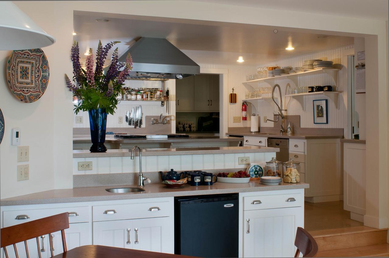 Coveside Bed & Breakfast Bed & Breakfast Georgetown