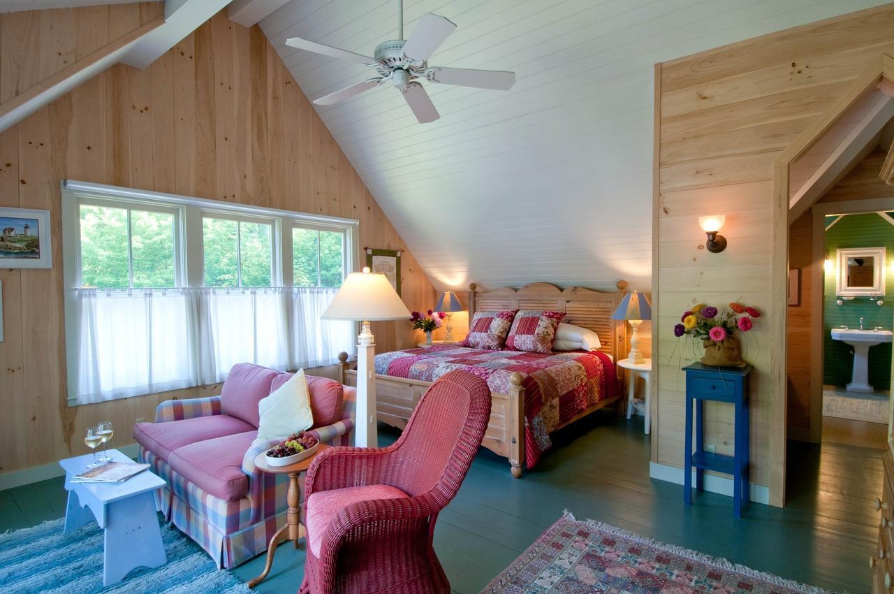 Coveside Bed & Breakfast * Georgetown